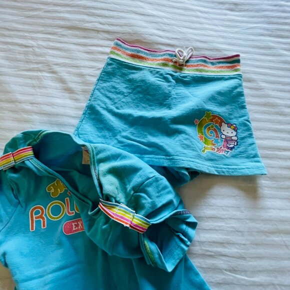 Hello Kitty Matching (Set) Top and Skorts (Shorts/Skirt). SANRIO. - Picture 12 of 14